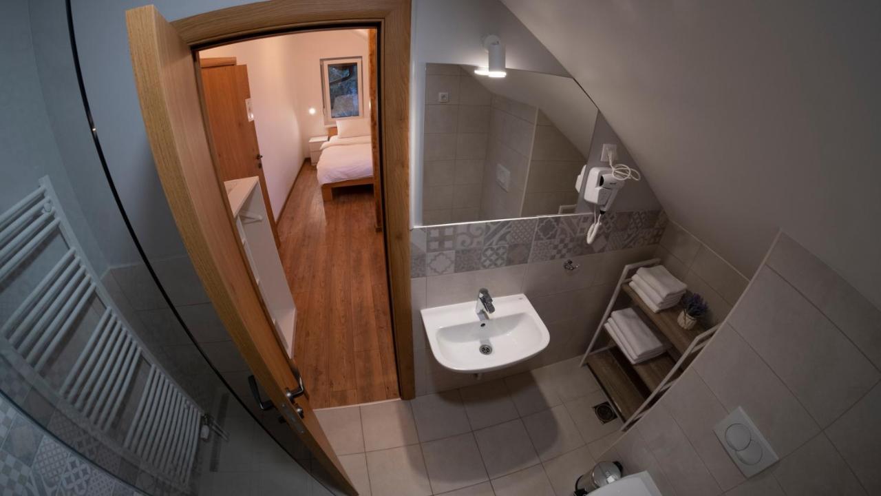 Petlov Salas Rooms Novi Sad Exterior foto